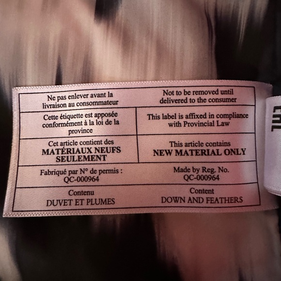 Women’s White Down Timeless Spyder Vest size XL - Picture 7 of 9